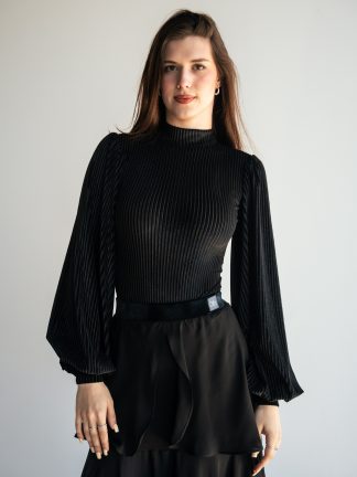 Top Velvet Allure