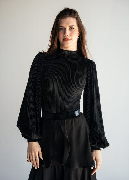 Top Velvet Allure